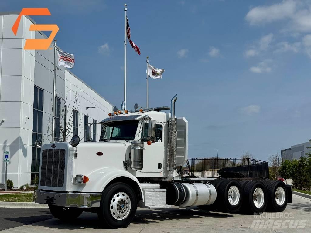 Peterbilt 367 Trekkers