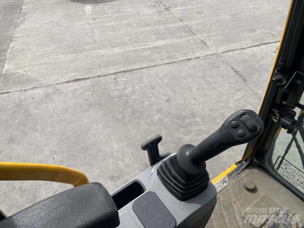 JCB 140 X Rupsgraafmachines