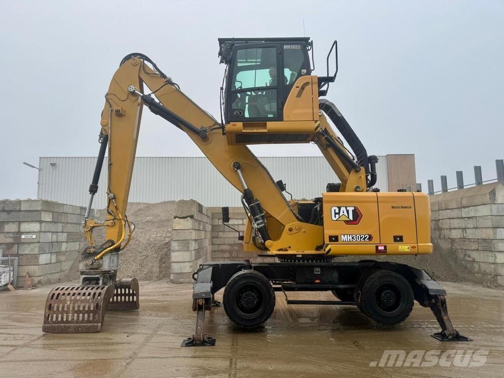CAT MH3022 Waste / industry handlers