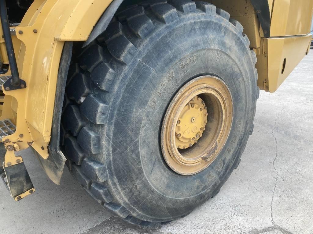 CAT 745 Knik dumptrucks