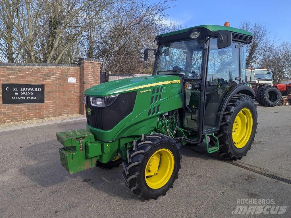 John Deere 5075GN Tractoren