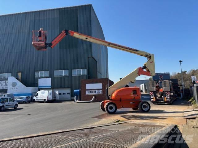 JLG 800 AJ Knikarmhoogwerkers