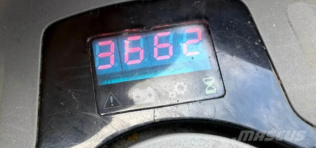 Toyota SWE200D Stapelaar meeloop