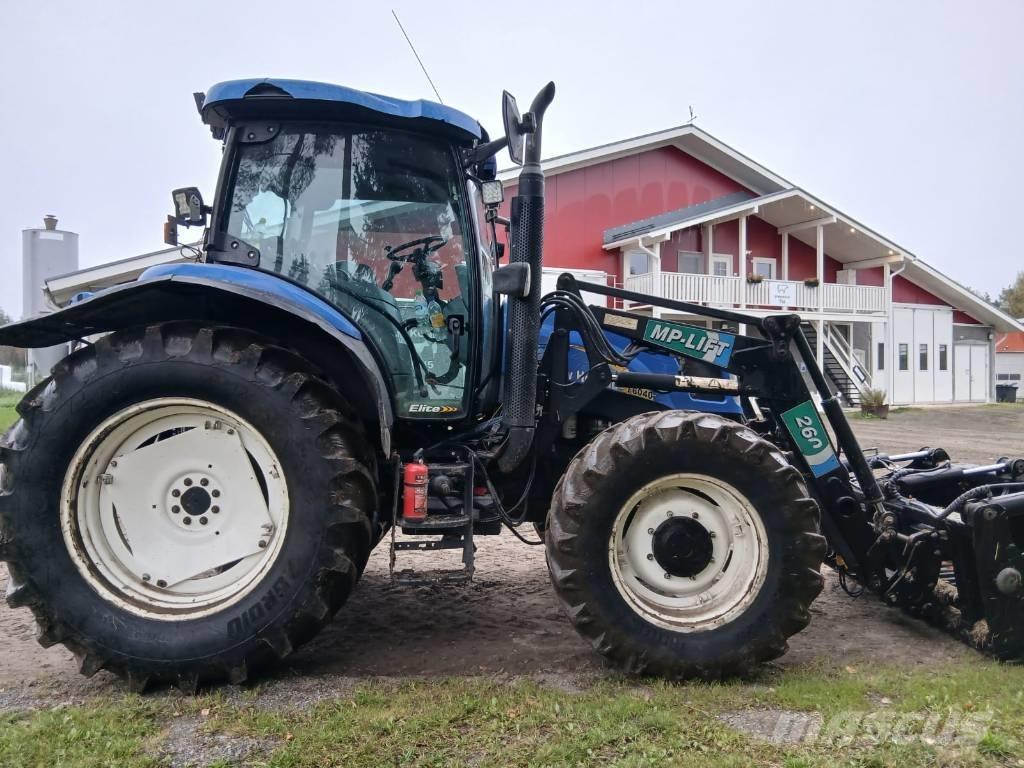 New Holland T 6040 Tractoren
