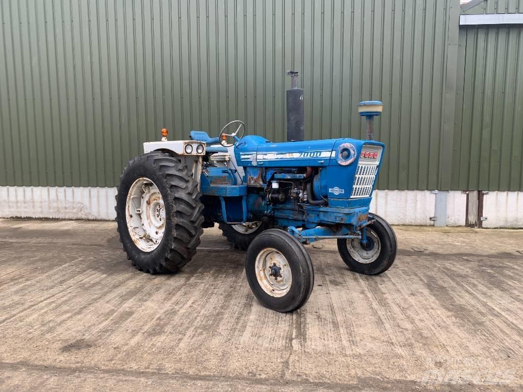 Ford 7000 Tractoren