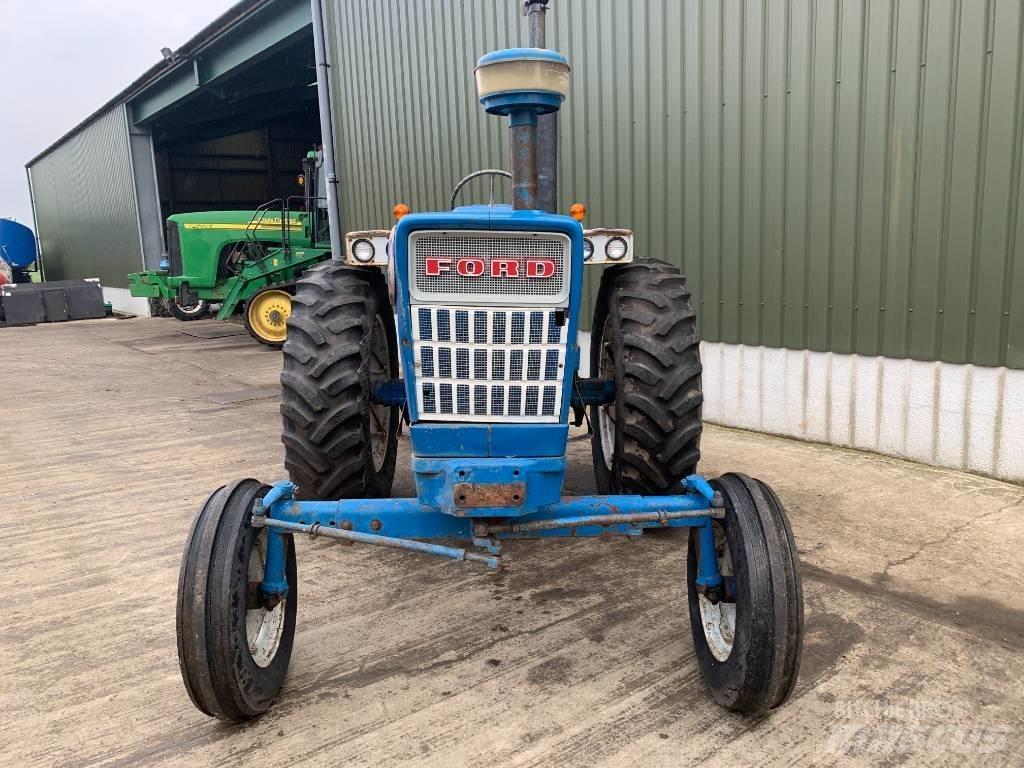 Ford 7000 Tractoren