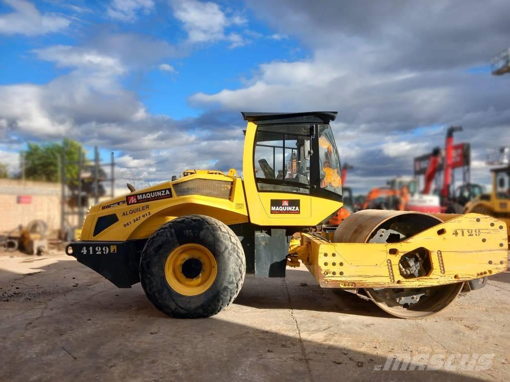 Bomag BW 216 Trilrolwalsen