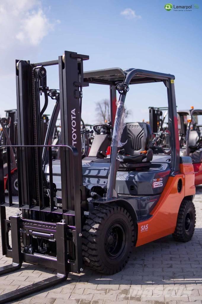 Toyota 02-8 FG F 25 LPG heftrucks
