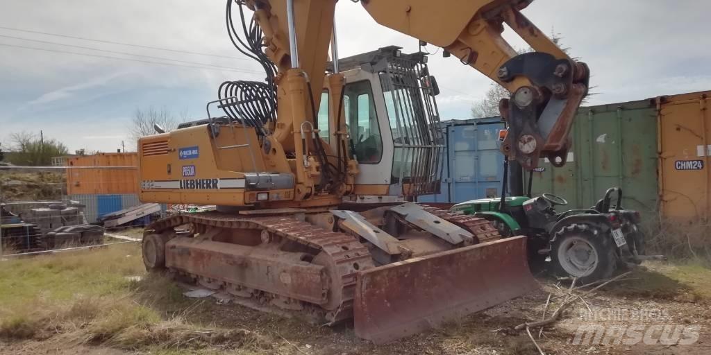 Liebherr R 932 T Speciale Graafmachines