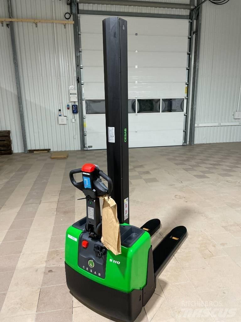 Cesab S 110 Stapelaar meeloop