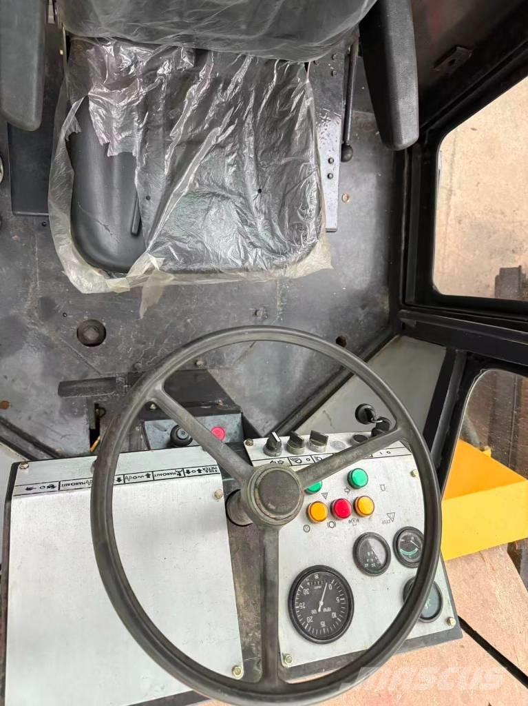 Dynapac CA 30 D Trilrolwalsen