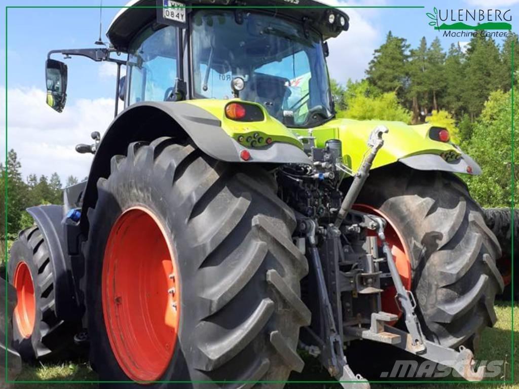 CLAAS Axion 850 Tractoren