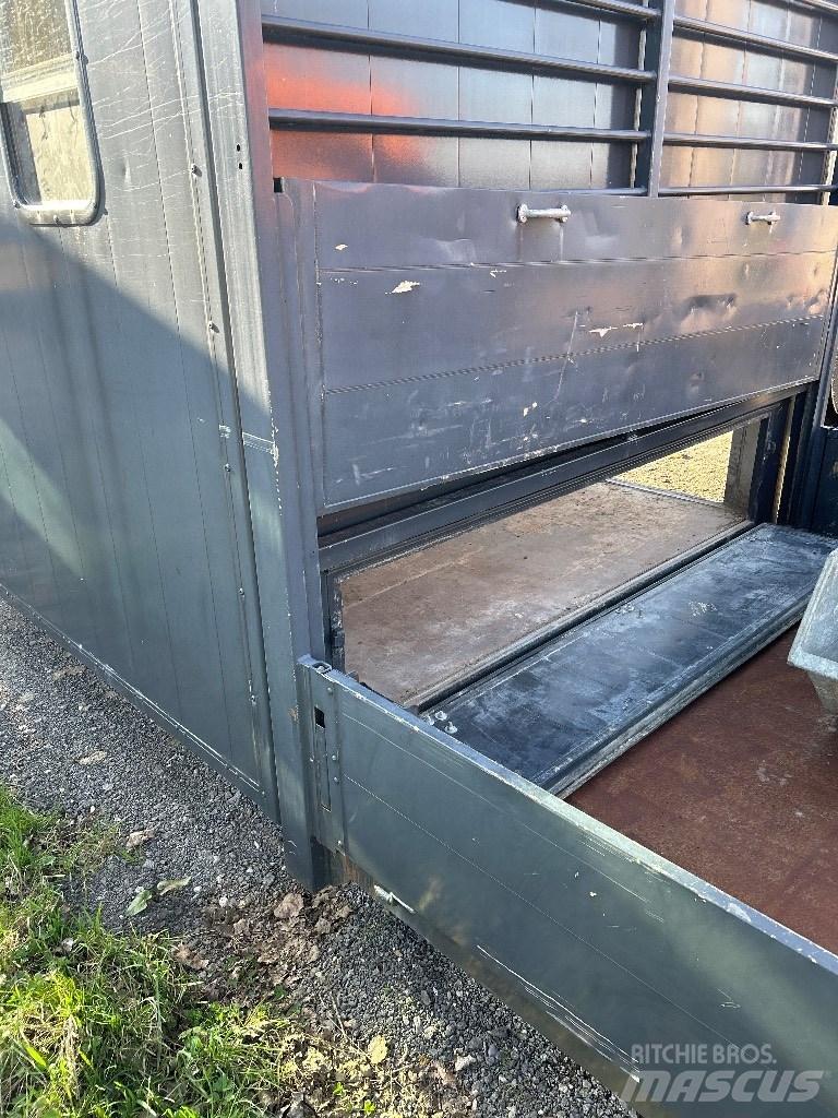  Container Caisson Speciale containers