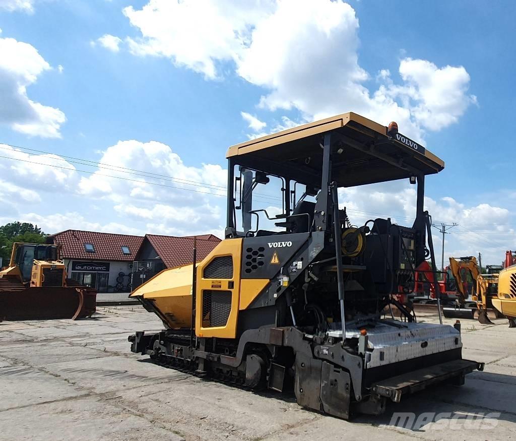 Volvo P 7820C Asfaltafwerkmachines