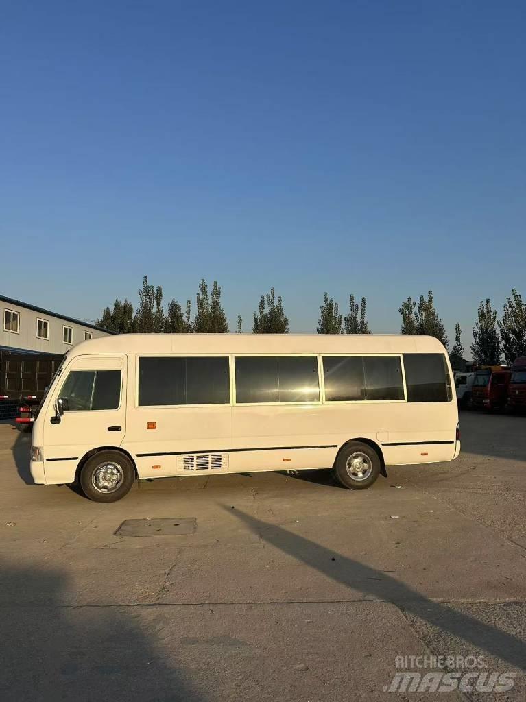 Toyota Coaster Intercitybussen