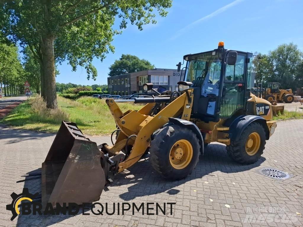 CAT 908H Wielladers