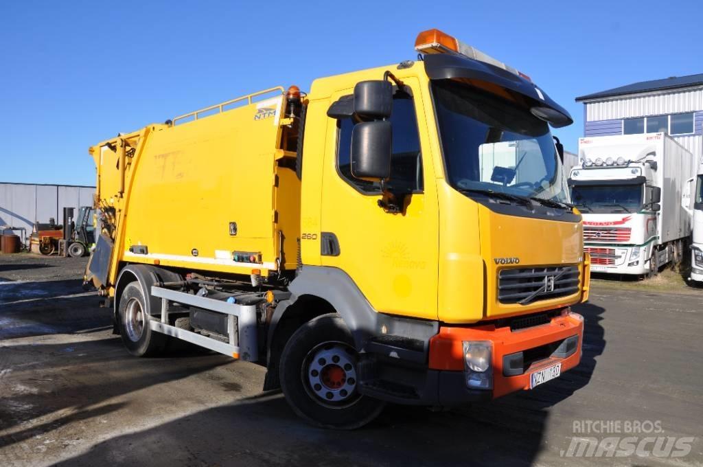 Volvo FL 4X2 Vuilniswagens