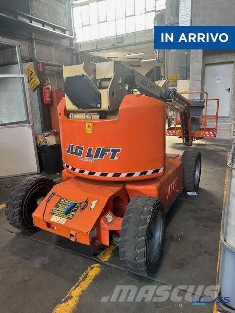 JLG E450AJ Knikarmhoogwerkers