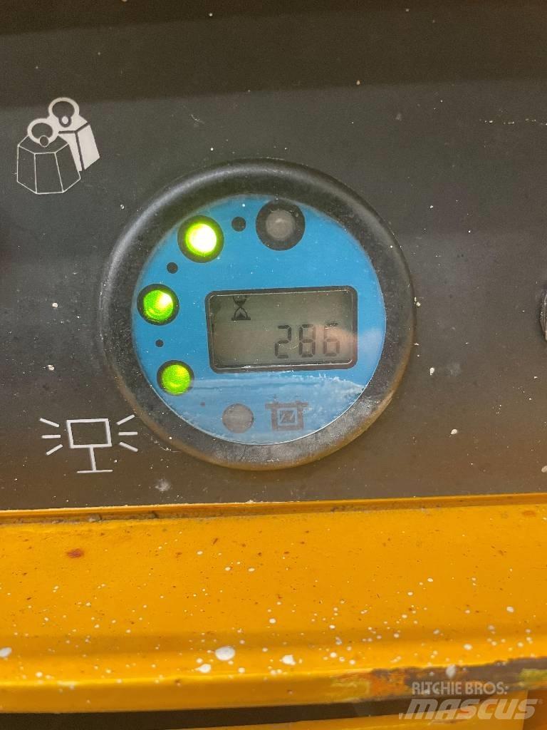 Haulotte Compact 8 Schaarhoogwerkers