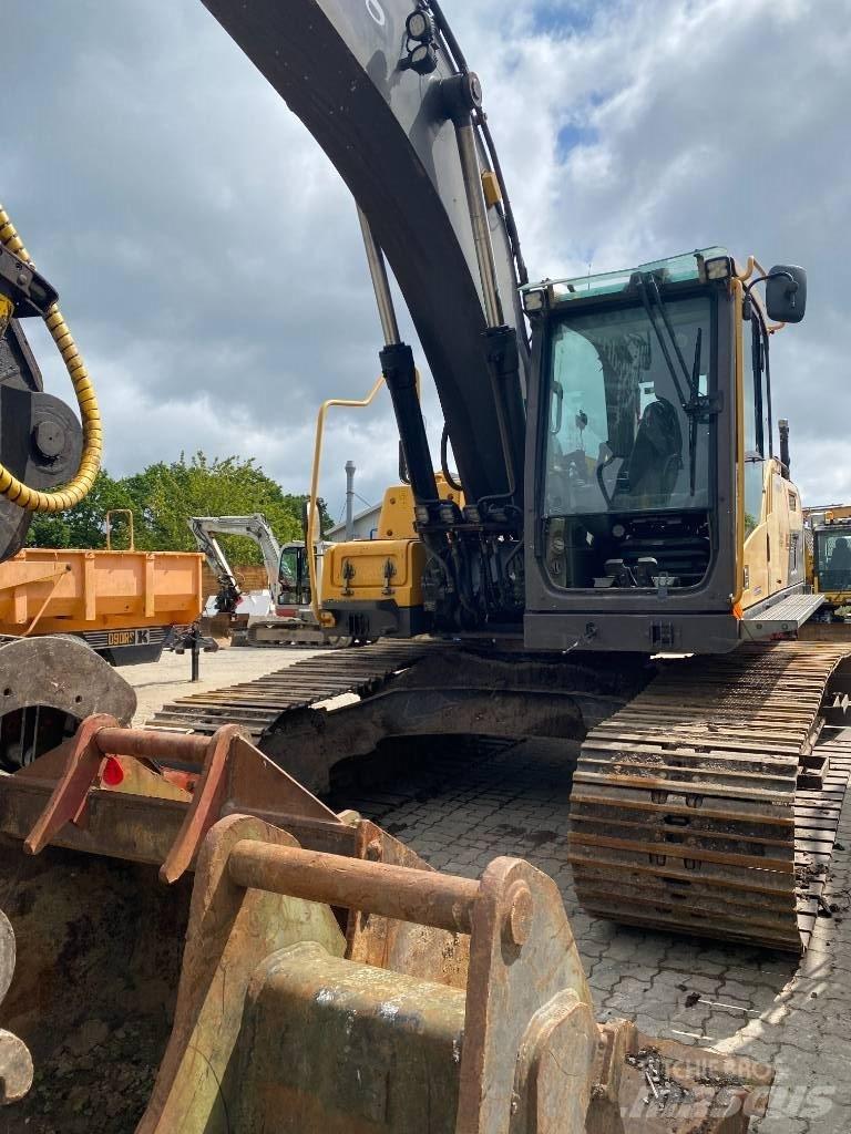 Volvo EC 220 D Rupsgraafmachines