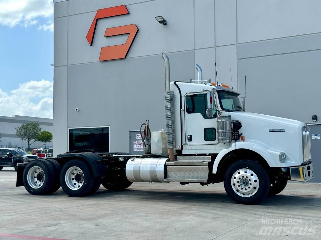 Kenworth T 800 Trekkers
