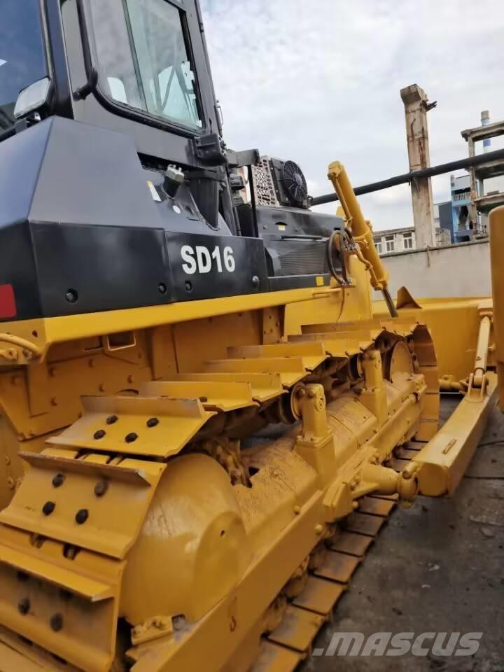 Shantui SD 16 Rupsdozers