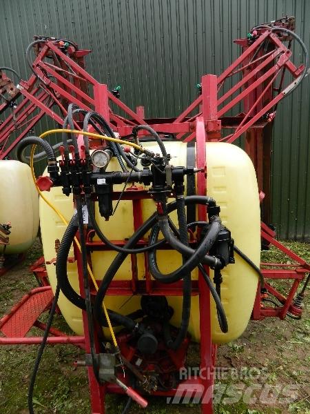 Hardi 600 Getrokken spuitmachines