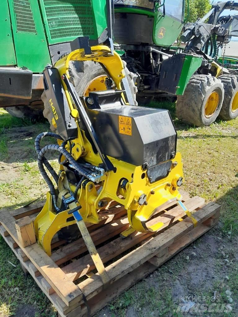 John Deere H413 Boomvelkoppen