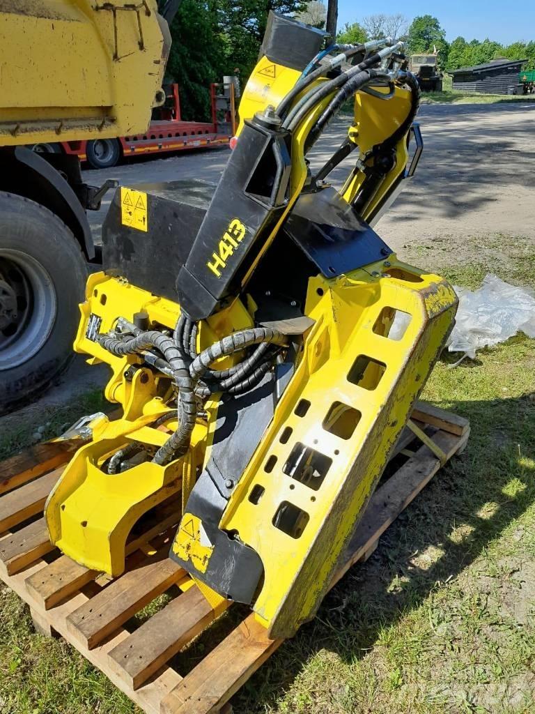 John Deere H413 Boomvelkoppen