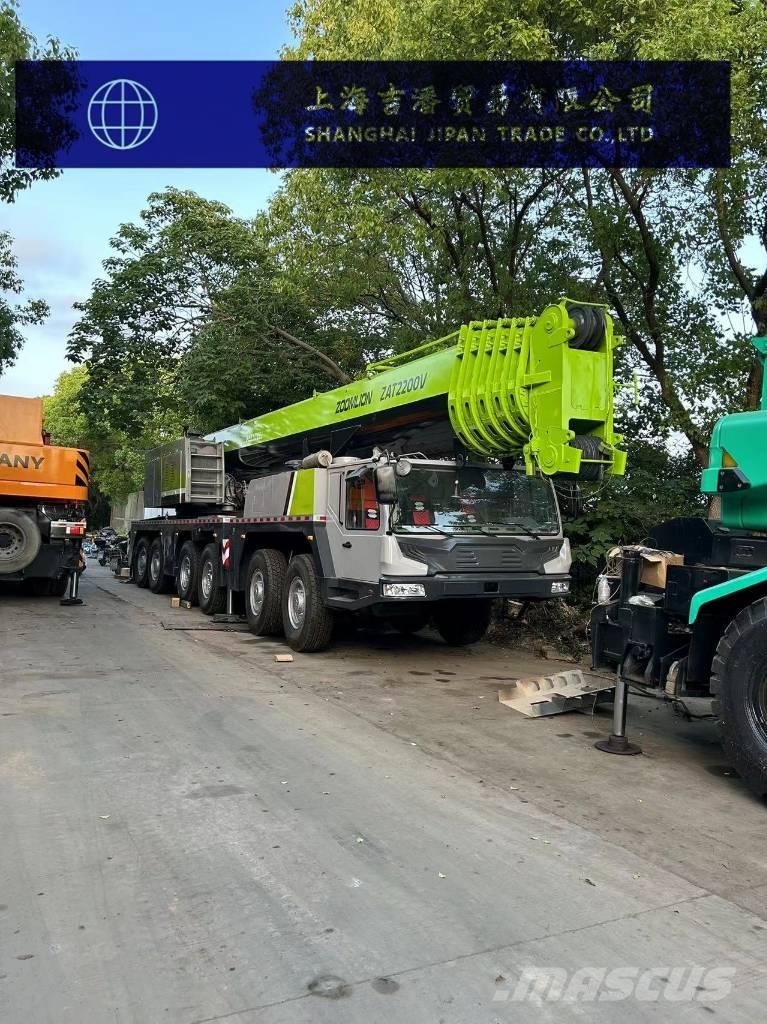 Zoomlion ZAT 2200 V Kranen voor alle terreinen