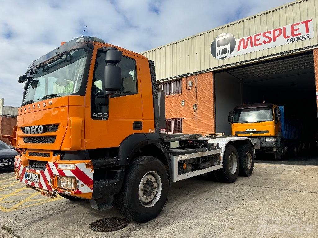 Iveco Trakker 450 Containertrucks met kabelsysteem