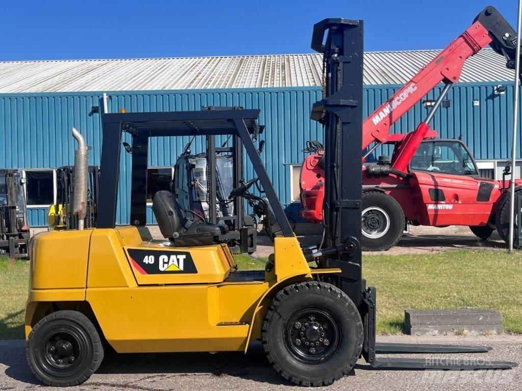 CAT DP40K2 Diesel heftrucks