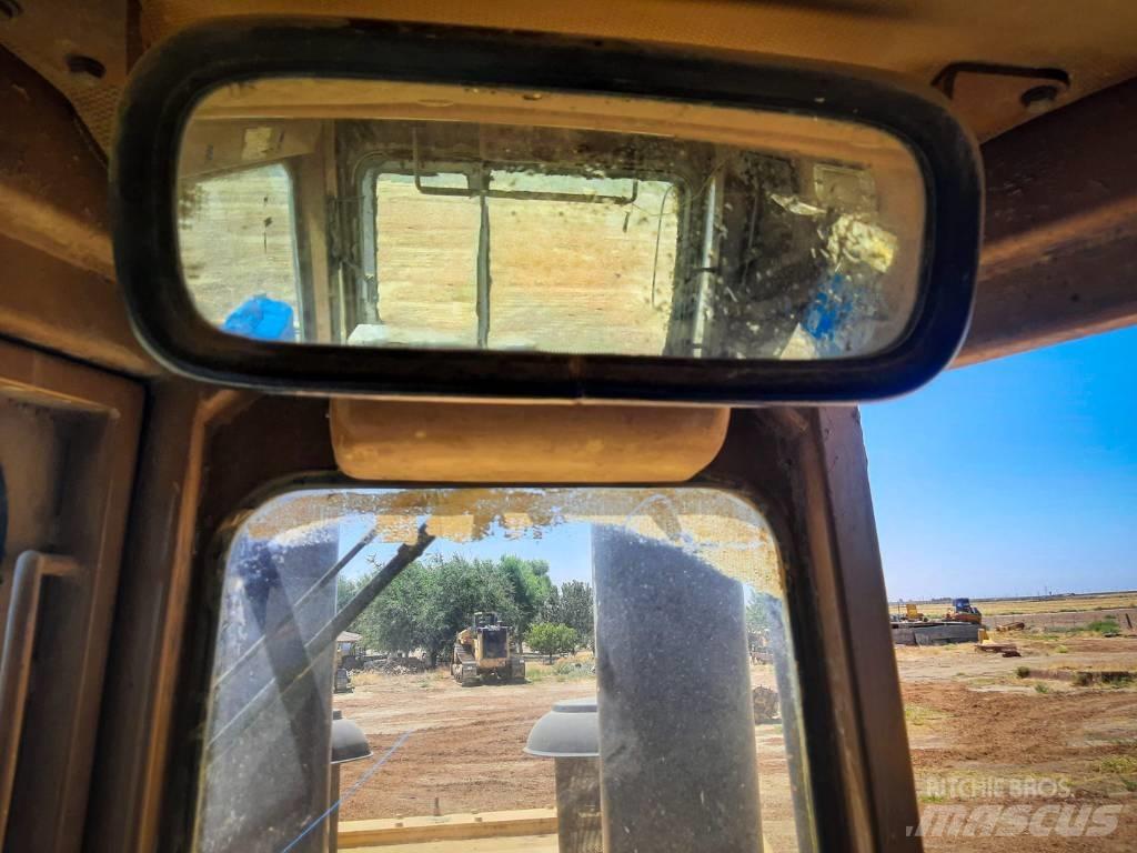 CAT D10 Rupsdozers