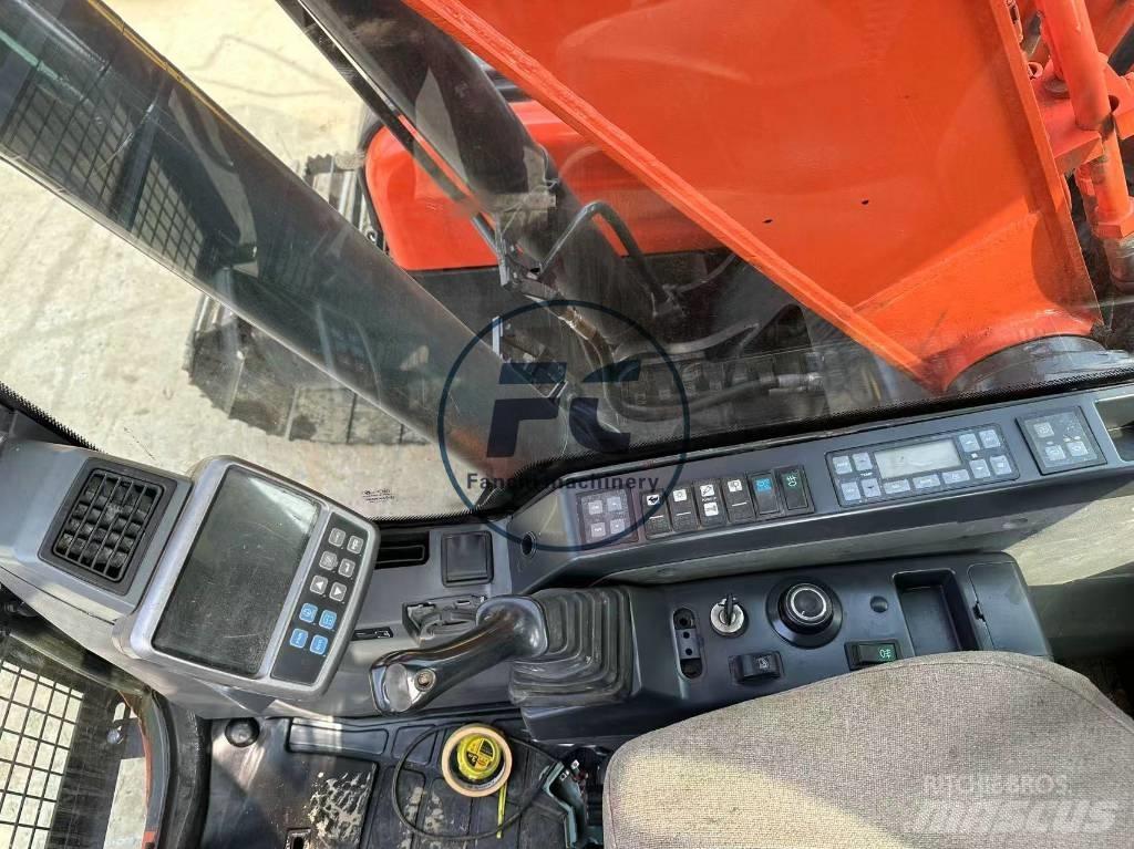 Doosan DX 140 Rupsgraafmachines