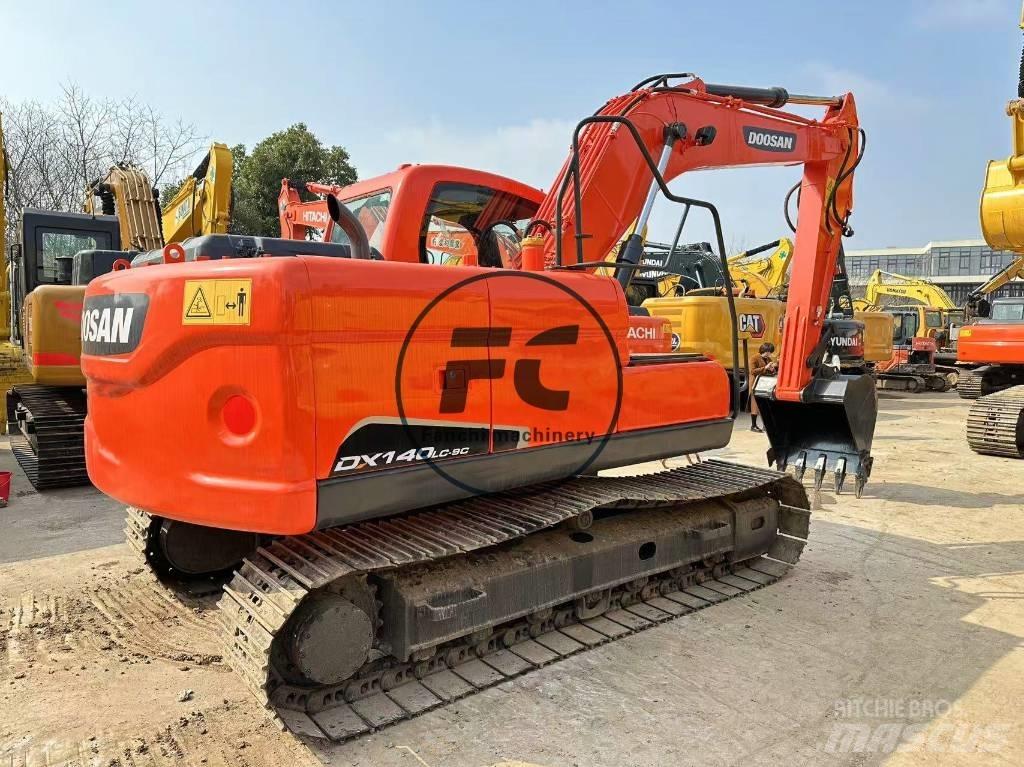Doosan DX 140 Rupsgraafmachines