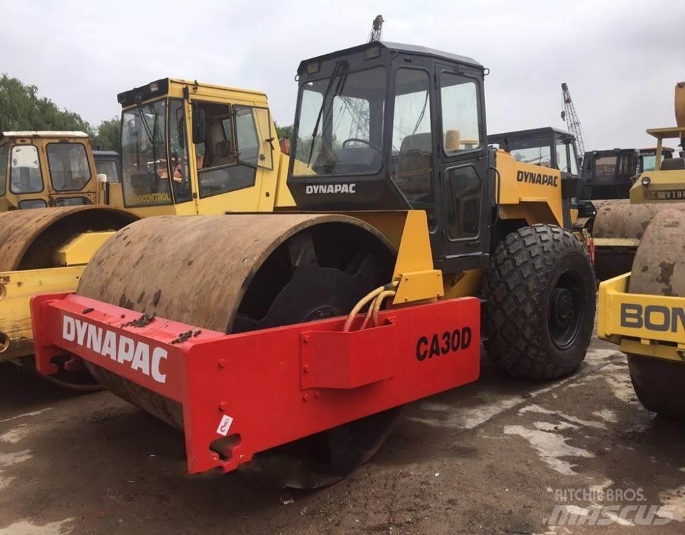 Dynapac ca30d Trilrolwalsen