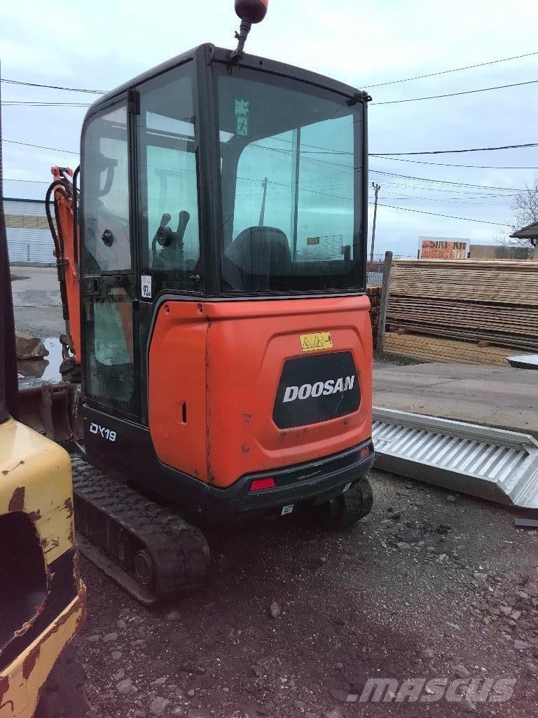 Doosan DX 19 Minigraafmachines < 7t