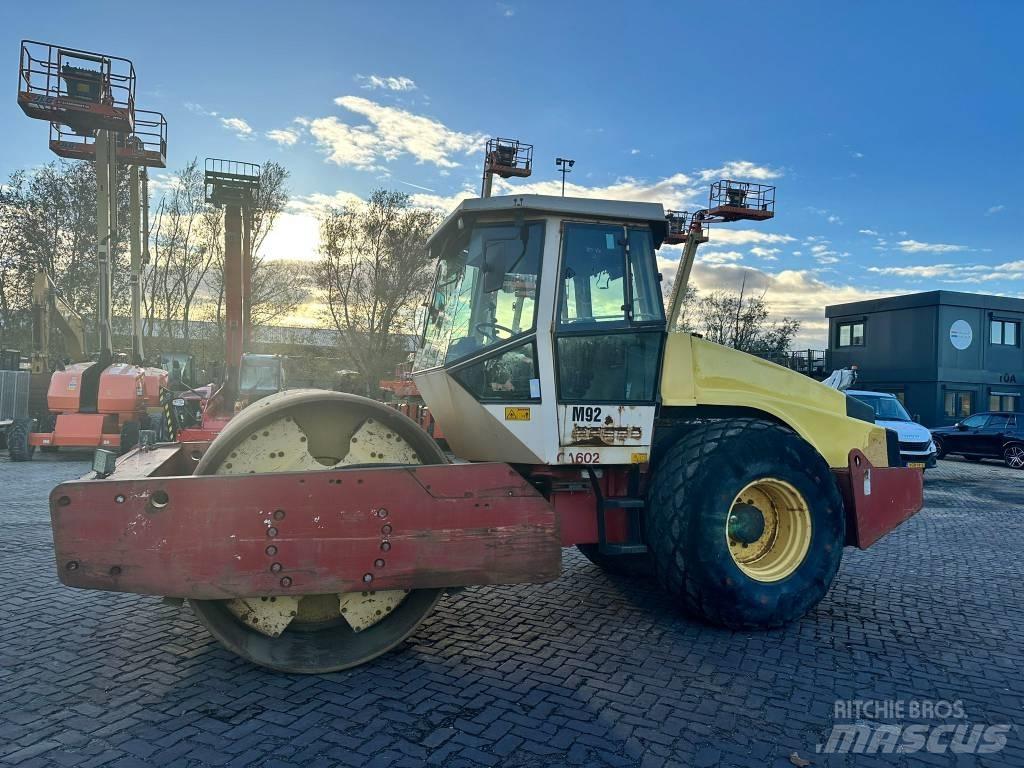 Dynapac CA 602 D Trilrolwalsen