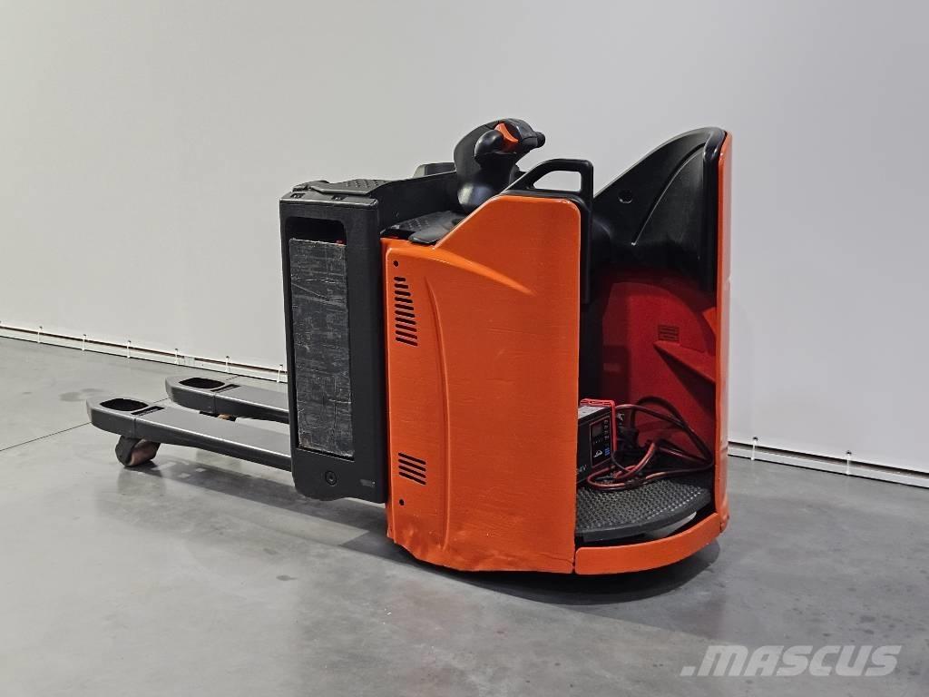 Linde T20SP Meerij pallettruck met platform