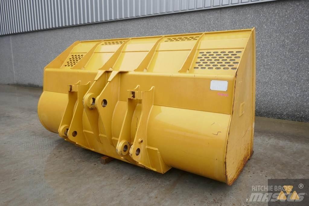 CAT 930 Bucket Bakken
