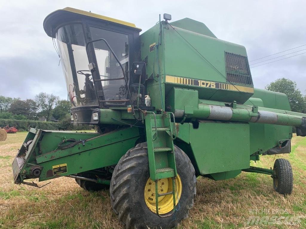 New Holland 1075 Maaidorsmachines