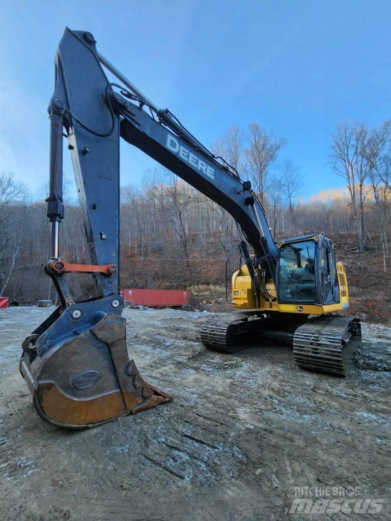 DEERE 245G LC Rupsgraafmachines