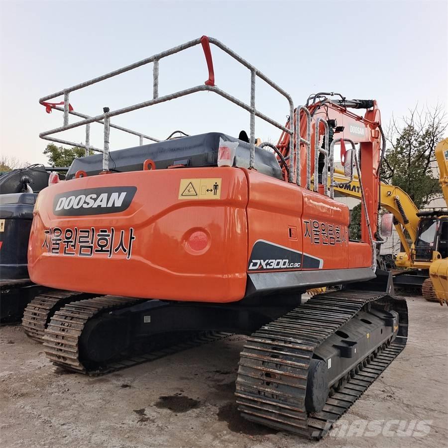 Doosan DX 300 LC Graafmachines Long Reach
