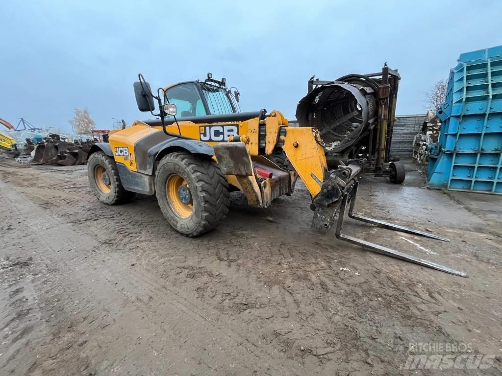 JCB 535-125 Verreikers
