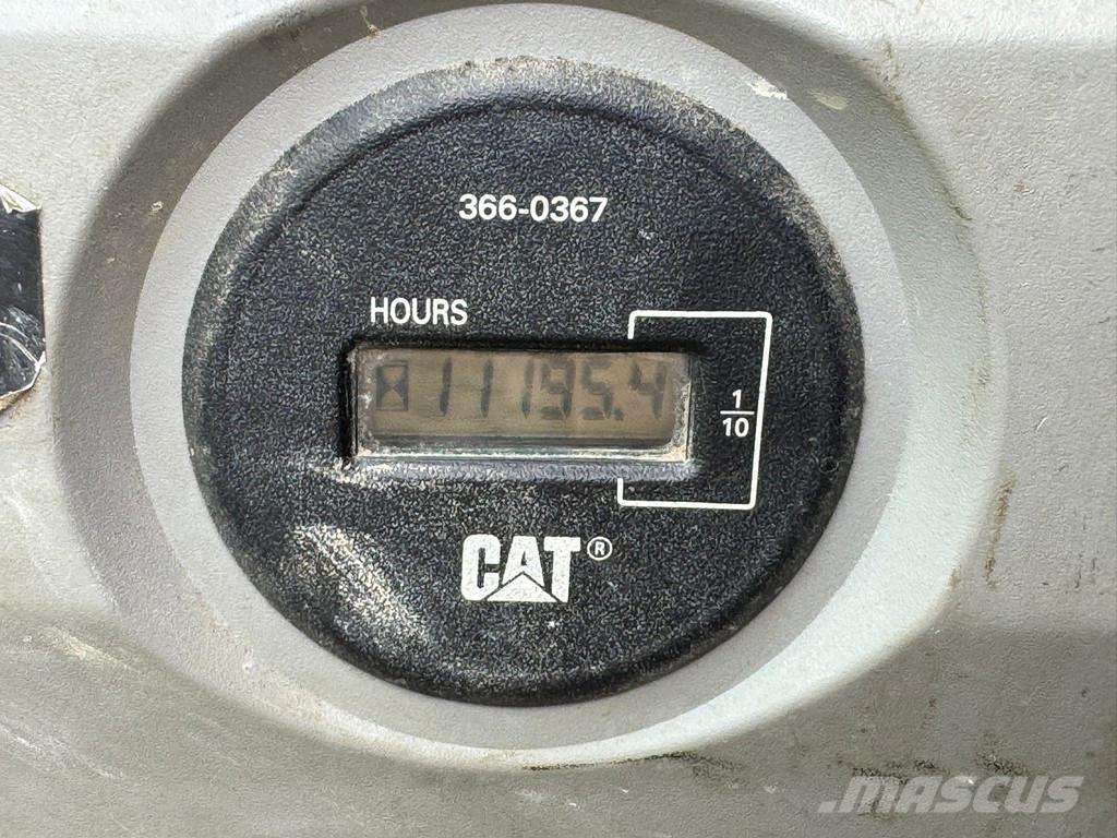 CAT 323E Rupsgraafmachines