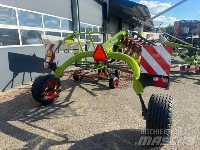 CLAAS Liner 1650 Zwadharken