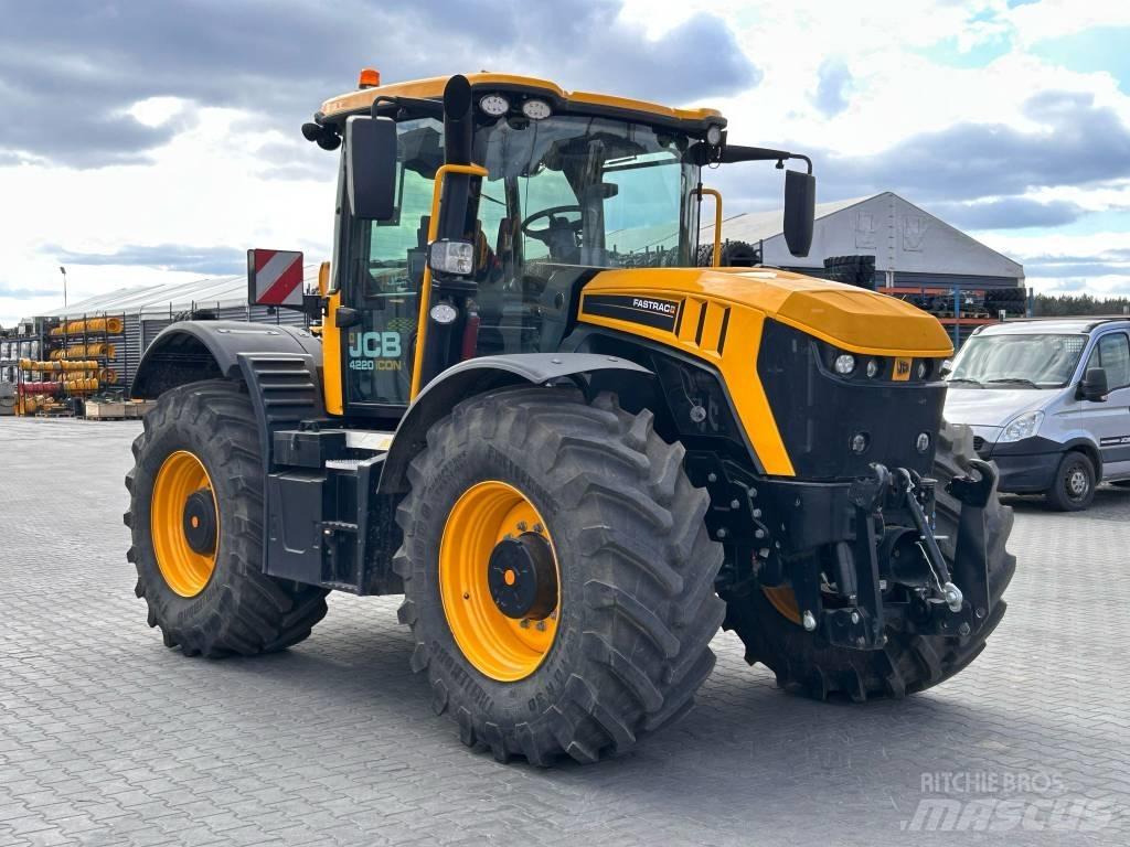 JCB 4220 ICON Tractoren
