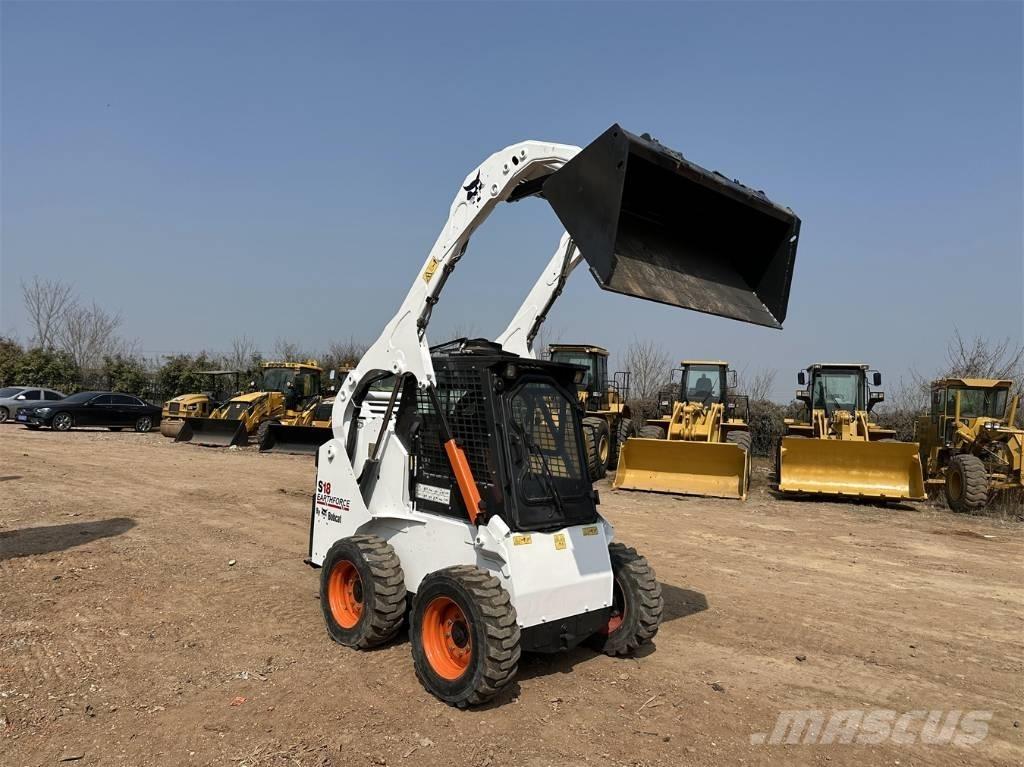 Bobcat S 18 Schrankladers