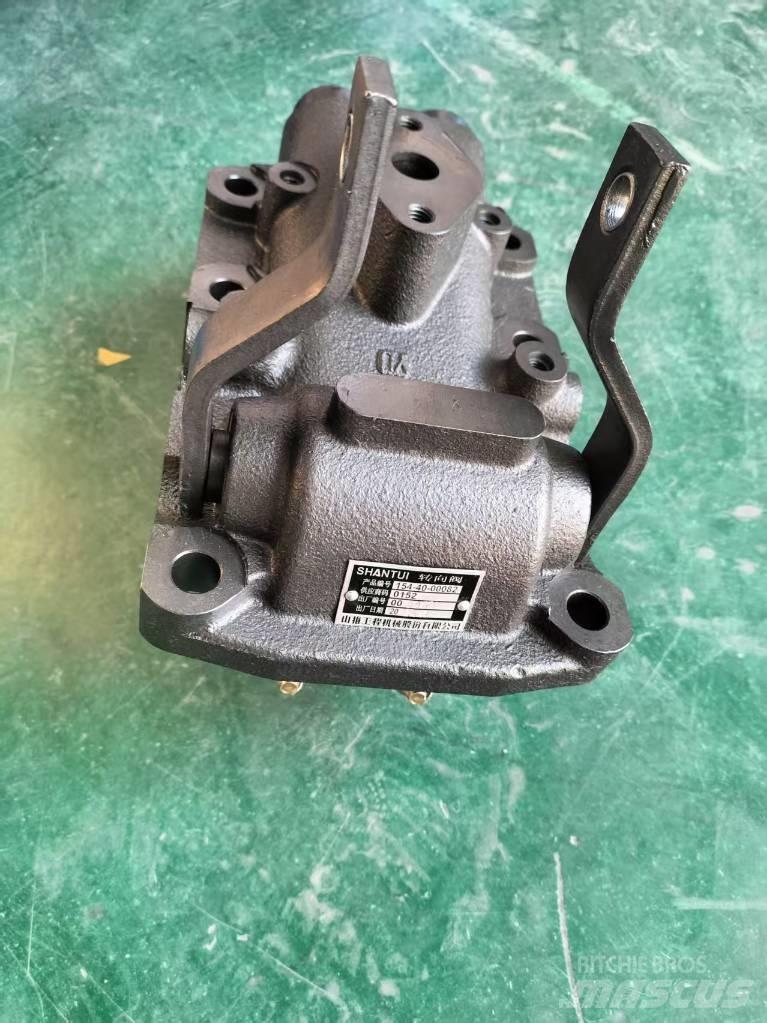 Shantui SD22 Transmissie