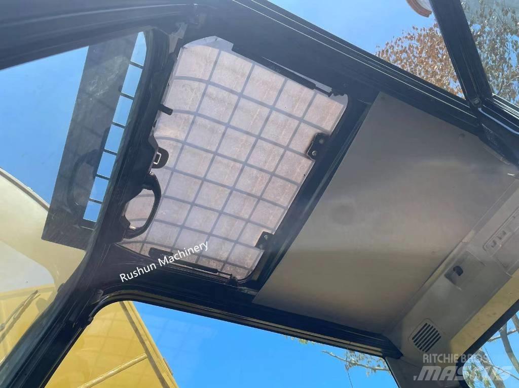 CAT 320D2 Rupsgraafmachines